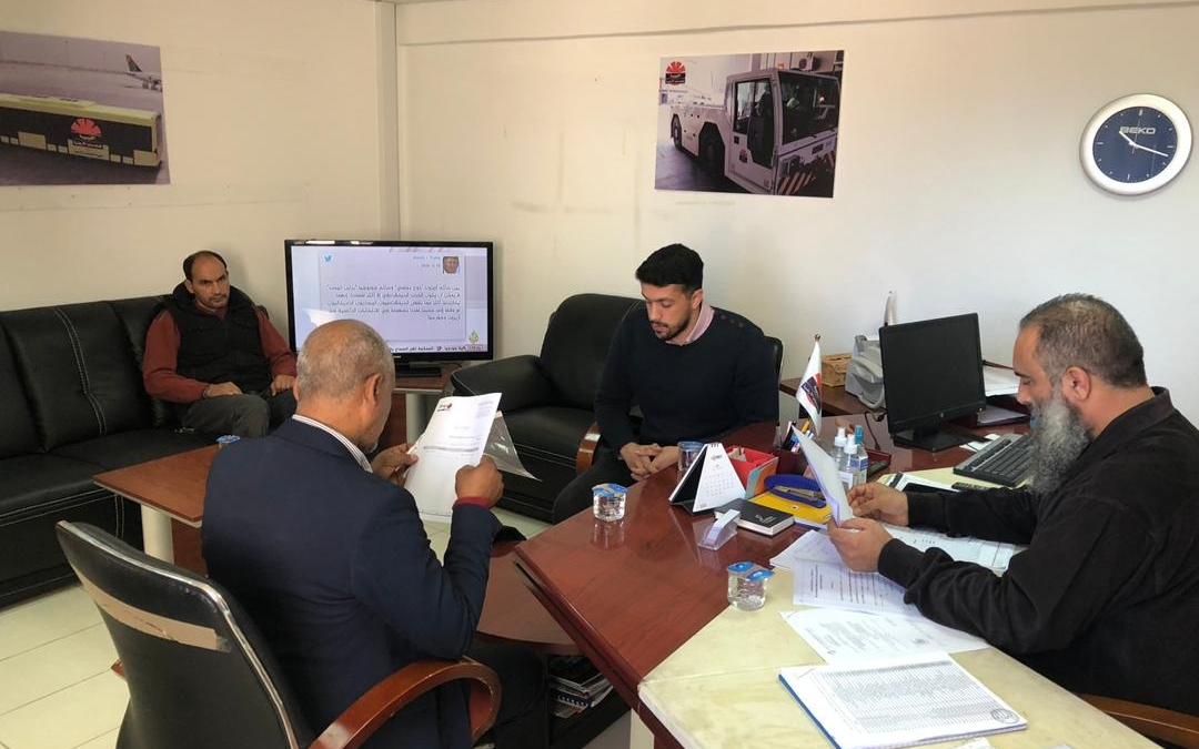 توقيع على عقد تقديم خدمات الانترنت للشركة بمطار معيتيقة الدولي