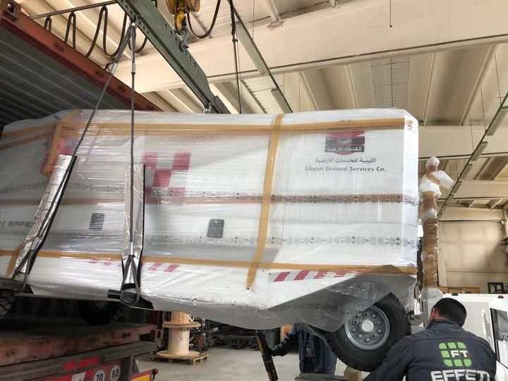 شراء عدد اثنين مولدين كهرباء