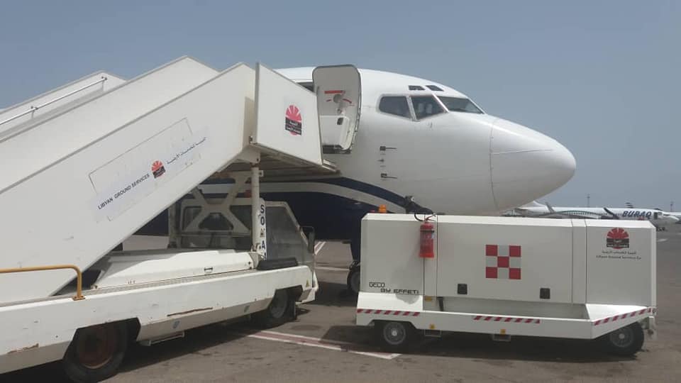 تقديم الخدمات اللازمة لشركة الشحن السريع التونسية